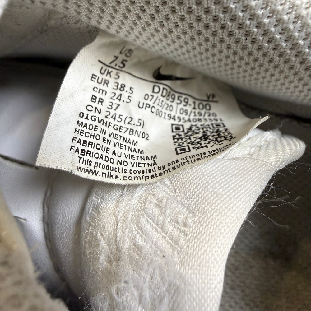Nike Air Force 1 Low '07 Womens Size 7.5 Triple White Sneakers DD8959-100 - Picture 9 of 14
